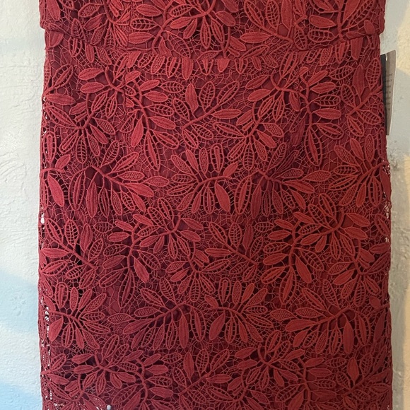 NSR RED EMBROIDERED DRESS - Picture 2 of 6